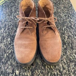 Tod’s Mens Suede Chukka Boot with Bag